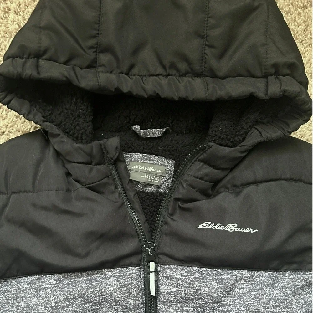 Eddie Bauer I‎ Kids Puffer Winter Hooded Jacket I Quilted Gray Black I Size M